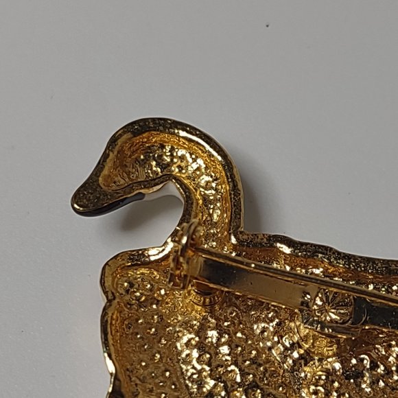 White Enamel Christmas Goose Brooch - Picture 7 of 10